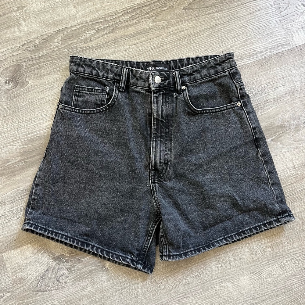 Zara High-Waisted Black Denim Shorts